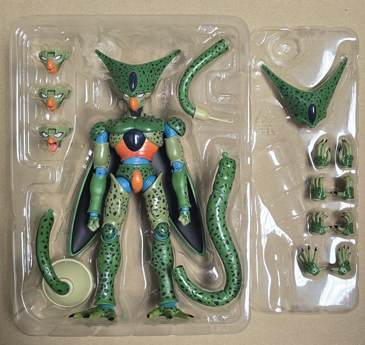 *Open Box* S.H. Figuarts Dragon Ball Z Cell First Form Action Figure